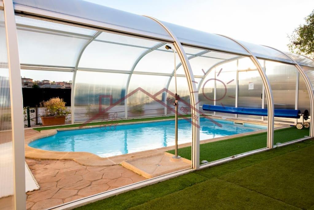 Villa Del Sol - Piscina Climatizada Mentrida 外观 照片